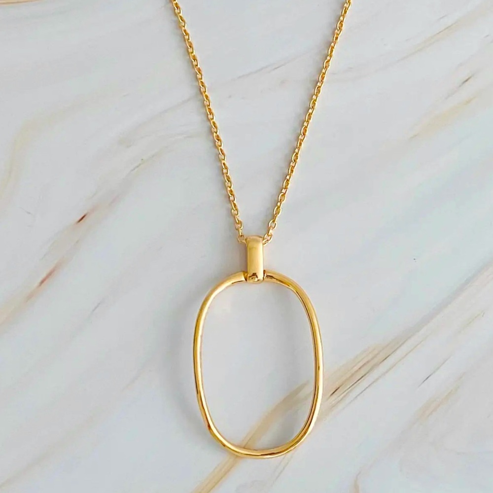✨14K Gold Fill Oval Pendant✨